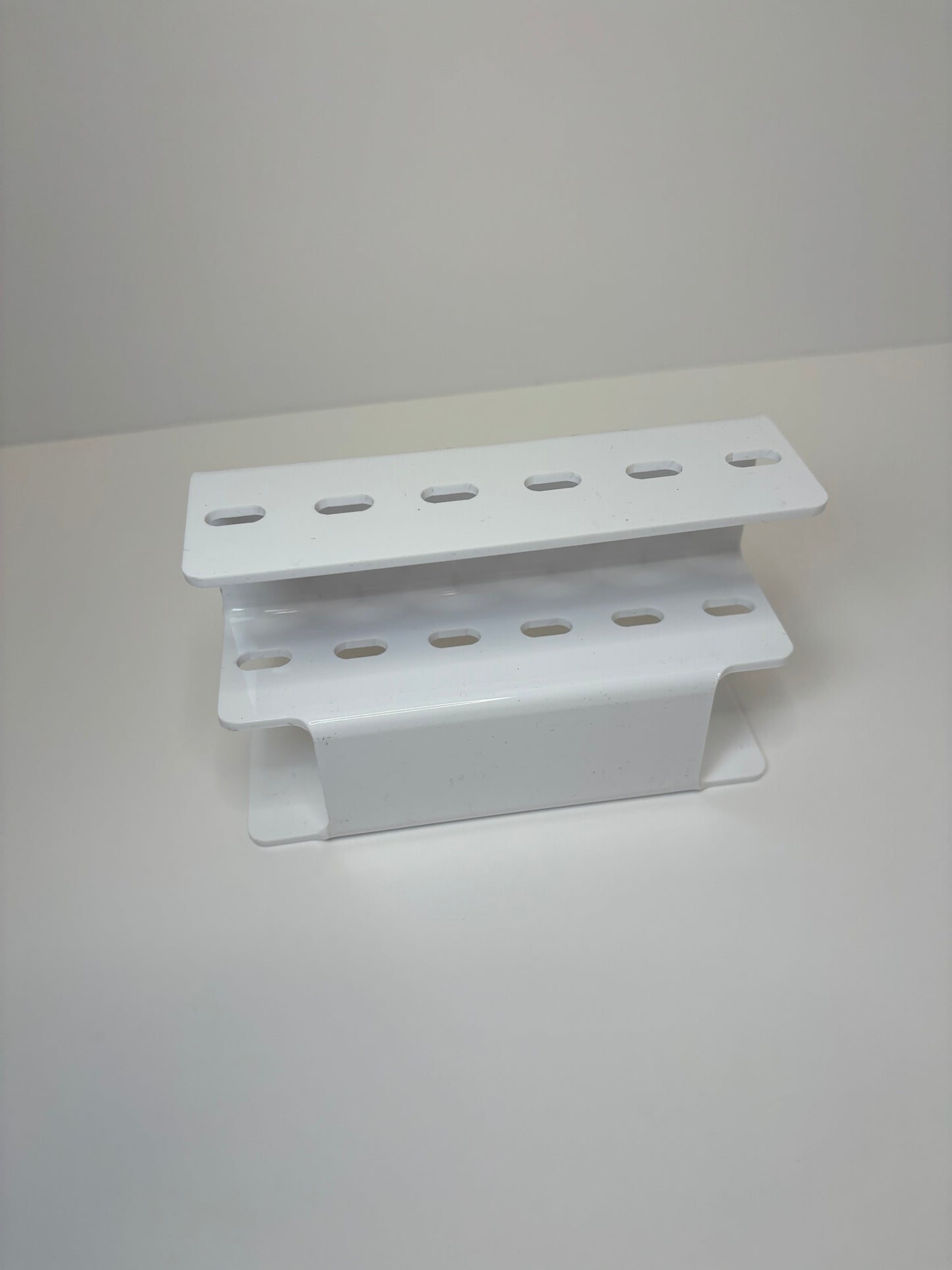 Lash tweezer stand